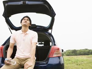 神奈川県で車のコーディング施工を行う